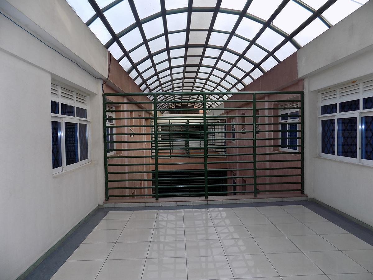 Aponye Hotel Kampala Exterior foto